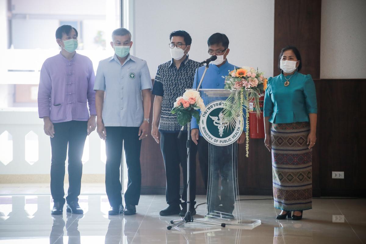 ายกองค์การบริหารส่วนจังหวัดตาก มอบหมายให้ นายฑีฆะพล ทวีเกื้อกูลกิจ รองนายกองค์การบริหารส่วนจังหวัดตาก ร่วมเป็นเกียรติในงานโครงการล้านโดส ล้านใจ ล้านความห่วงใยเพื่อชาวตาก