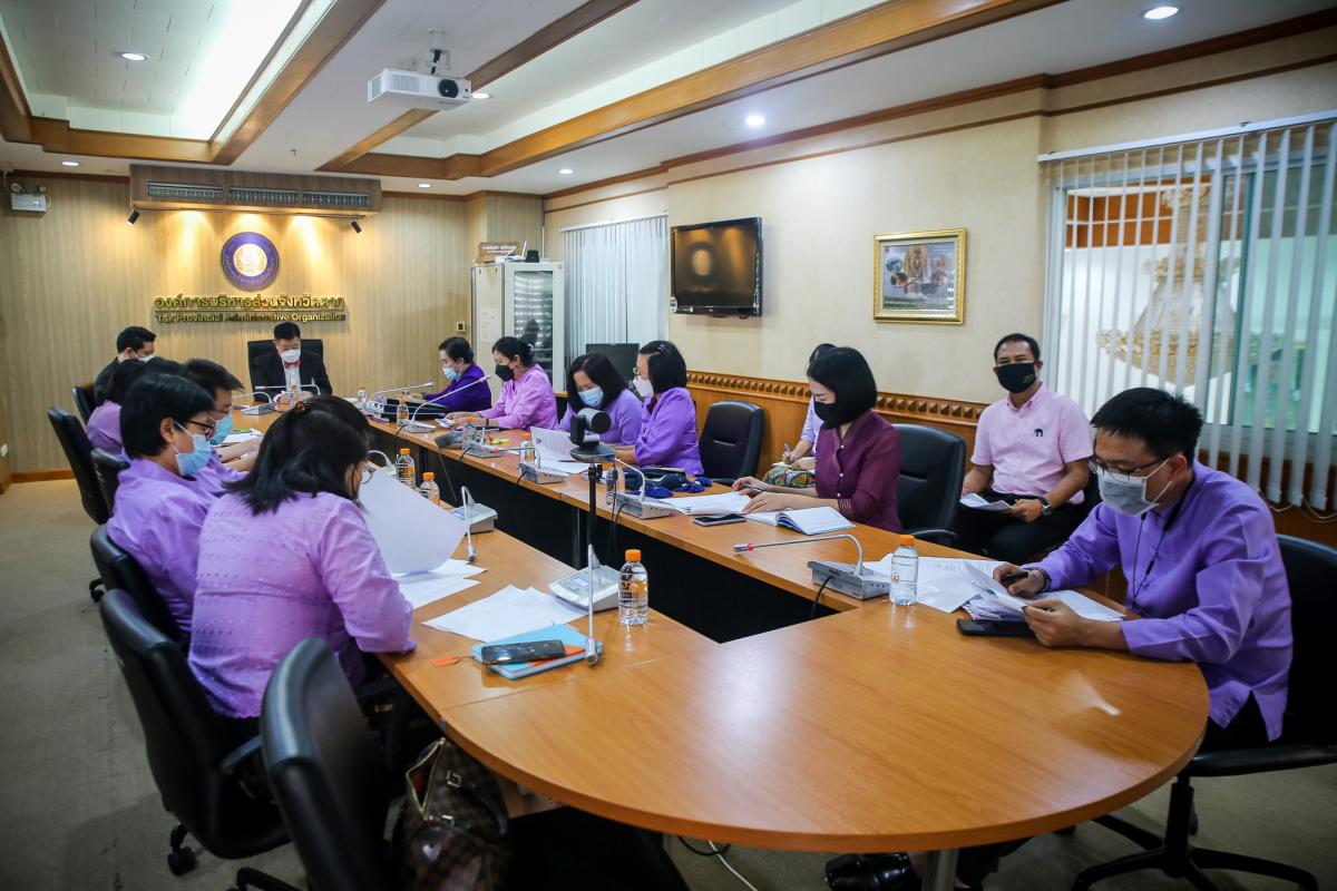 การประชุมปรึกษาหารือเตรียมความพร้อมการจัดงานบันทึกสถิติโลกไม้กลายเป็นหินที่ยาวที่สุดในโลก Guinness World Records (GWR)