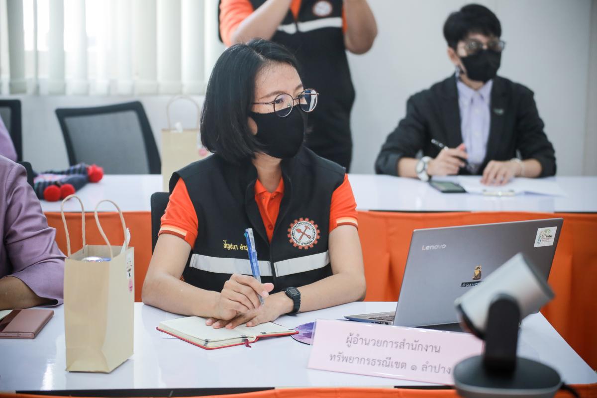 นายก อบจ.ตาก ในฐานะ ผู้อำนวยการอุทยานธรณีไม้กลายเป็นหินตาก เข้าร่วมการประชุมหารือเตรียมความพร้อมการจัดงานบันทึกสถิติโลกไม้กลายเป็นหินที่ยาวที่สุดในโลก Guinness World Records (GWR)