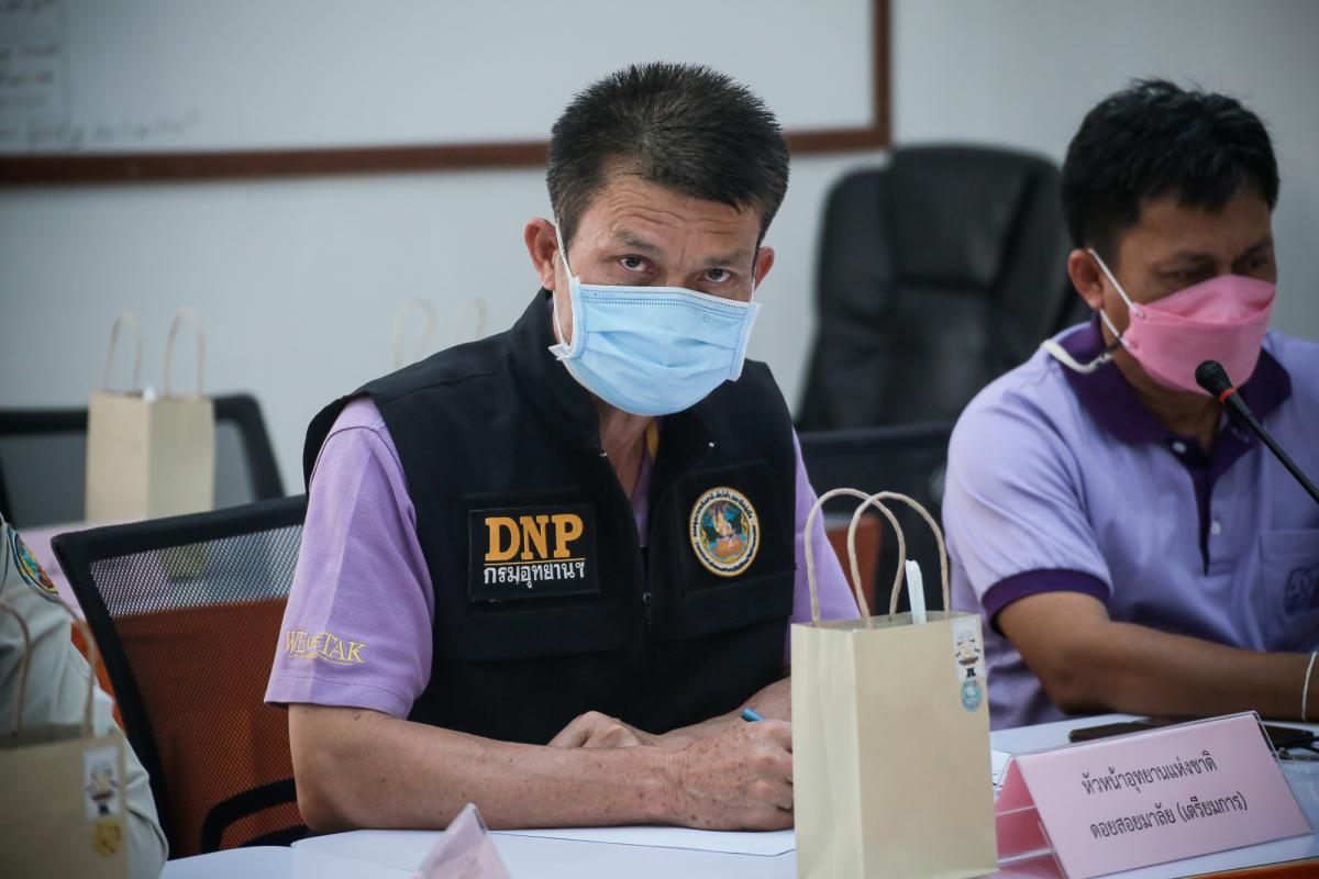 นายก อบจ.ตาก ในฐานะ ผู้อำนวยการอุทยานธรณีไม้กลายเป็นหินตาก เข้าร่วมการประชุมหารือเตรียมความพร้อมการจัดงานบันทึกสถิติโลกไม้กลายเป็นหินที่ยาวที่สุดในโลก Guinness World Records (GWR)