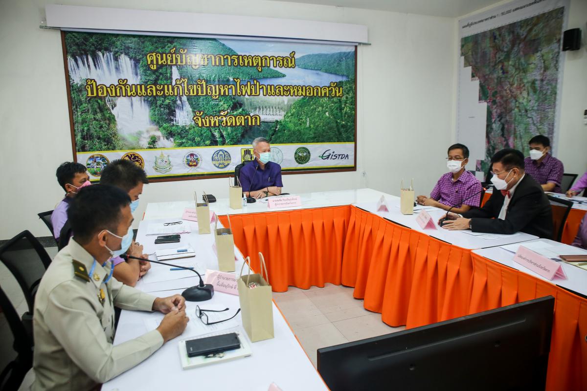 นายก อบจ.ตาก ในฐานะ ผู้อำนวยการอุทยานธรณีไม้กลายเป็นหินตาก เข้าร่วมการประชุมหารือเตรียมความพร้อมการจัดงานบันทึกสถิติโลกไม้กลายเป็นหินที่ยาวที่สุดในโลก Guinness World Records (GWR)