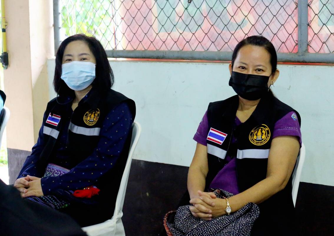 นายก อบจ.ตาก นำทีม ส่งมอบถุงยังชีพ ณ อำเภอวังเจ้า