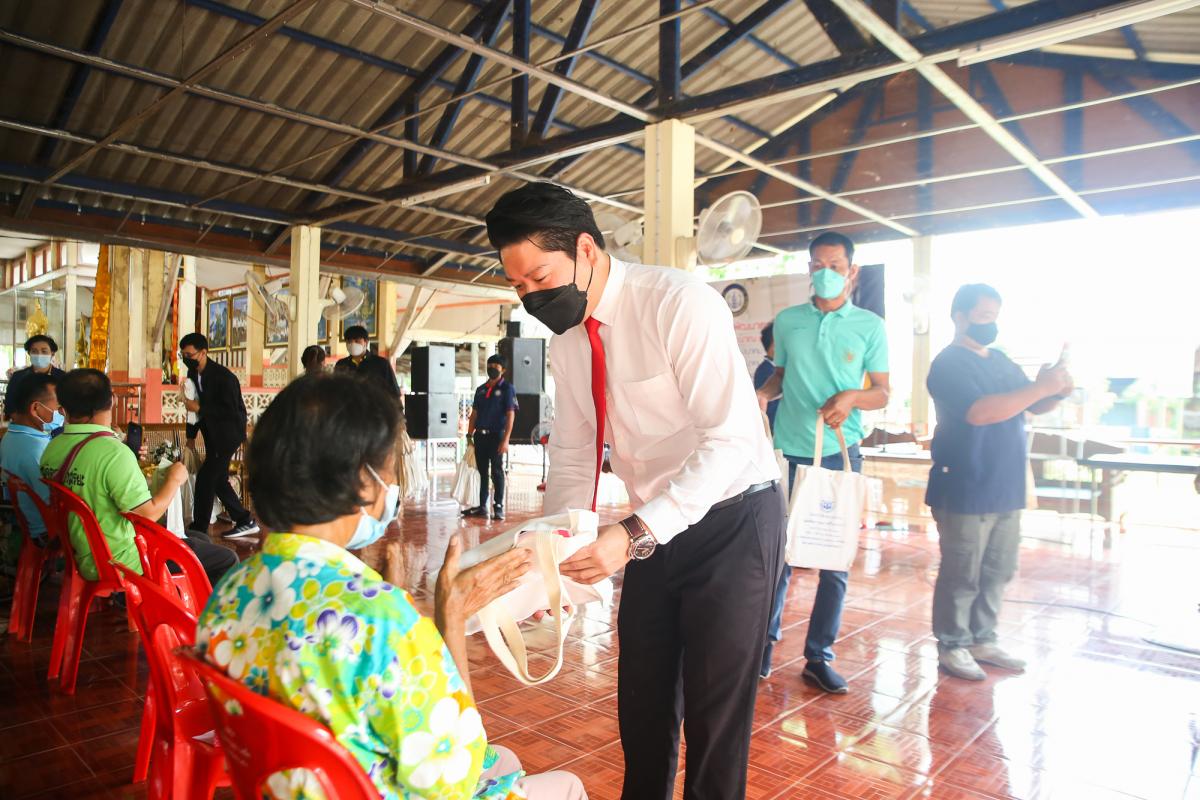 รองนายกองค์การบริหารส่วนจังหวัดตาก เป็นประธานในพิธีเปิดโครงการฝึกอบรมทักษะและพัฒนาคุณภาพชีวิตคนพิการ ประจำปีงบประมาณ พ.ศ. 2565 รุ่นที่ 2