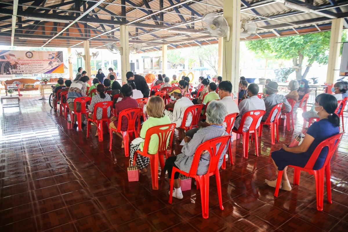 รองนายกองค์การบริหารส่วนจังหวัดตาก เป็นประธานในพิธีเปิดโครงการฝึกอบรมทักษะและพัฒนาคุณภาพชีวิตคนพิการ ประจำปีงบประมาณ พ.ศ. 2565 รุ่นที่ 2