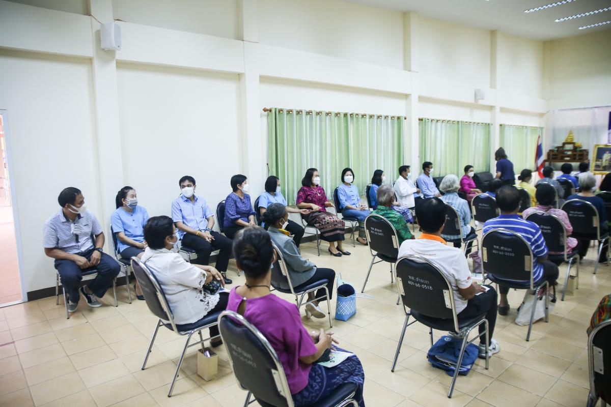 รองนายกองค์การบริหารส่วนจังหวัดตาก เป็นประธานในพิธีเปิดโครงการฝึกอบรมเพื่อส่งเสริมการพัฒนาคุณภาพชีวิตผู้สูงอายุ ประจำปีงบประมาณ พ.ศ. 2565 รุ่นที่ 1