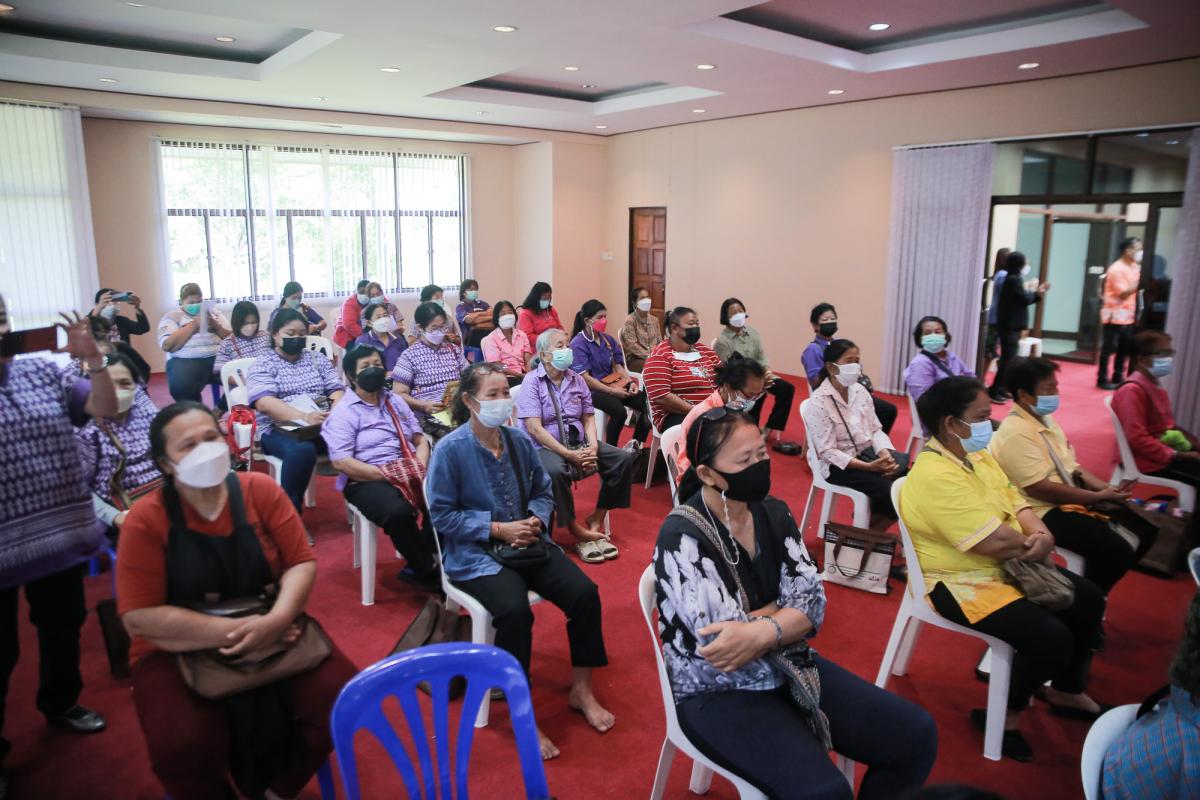 นายกองค์การบริหารส่วนจังหวัดตาก เป็นประธานในพิธีเปิดโครงการฝึกอบรมเสริมสร้างครอบครัวเข้มแข็งของสตรีและบุคคลในครอบครัว ประจำปีงบประมาณ พ.ศ. 2565 รุ่นที่ 2