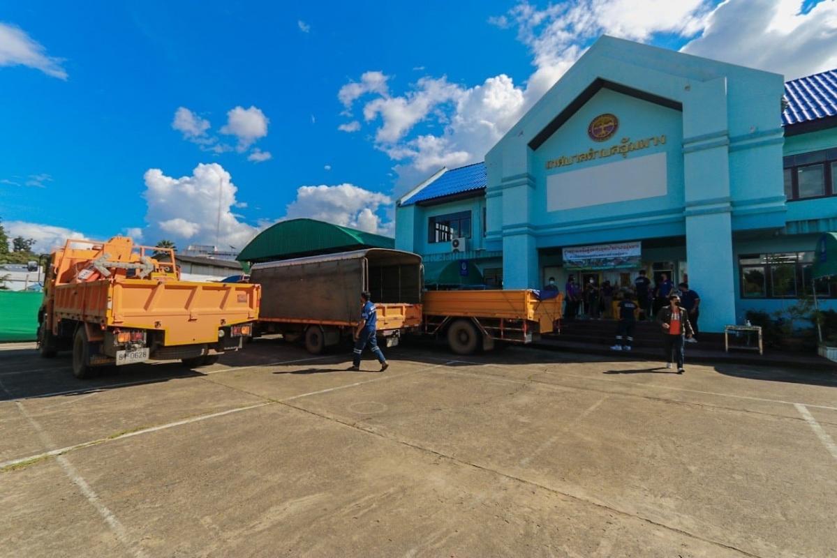 นายก อบจ.ตาก นำทีมลงพื้นที่มอบถุงยังชีพ ในเขตพื้นที่ อำเภออุ้มผาง