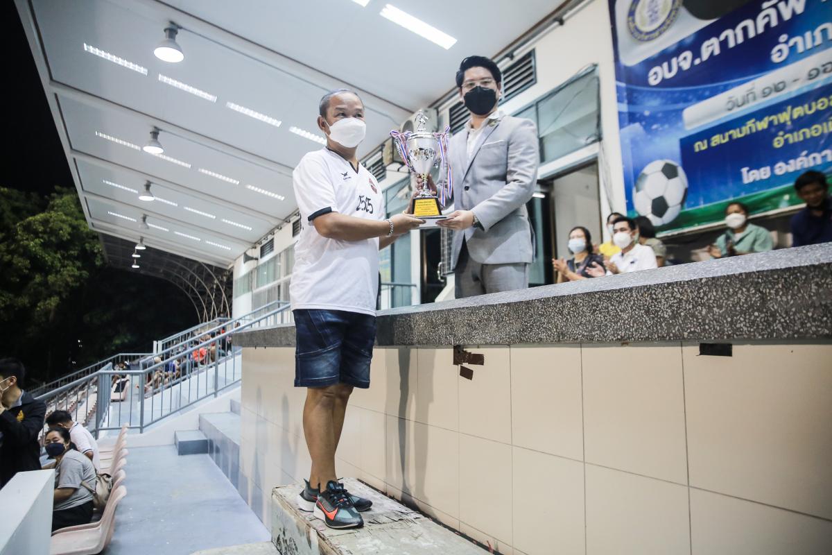 ว่าที่ ดร.ฑีฆะพล ทวีเกื้อกูลกิจ รองนายกองค์การบริหารส่วนจังหวัดตาก เป็นประธานในพิธีปิด โครงการแข่งขันกีฬา อบจ.ตาก คัพ ครั้งที่ 3