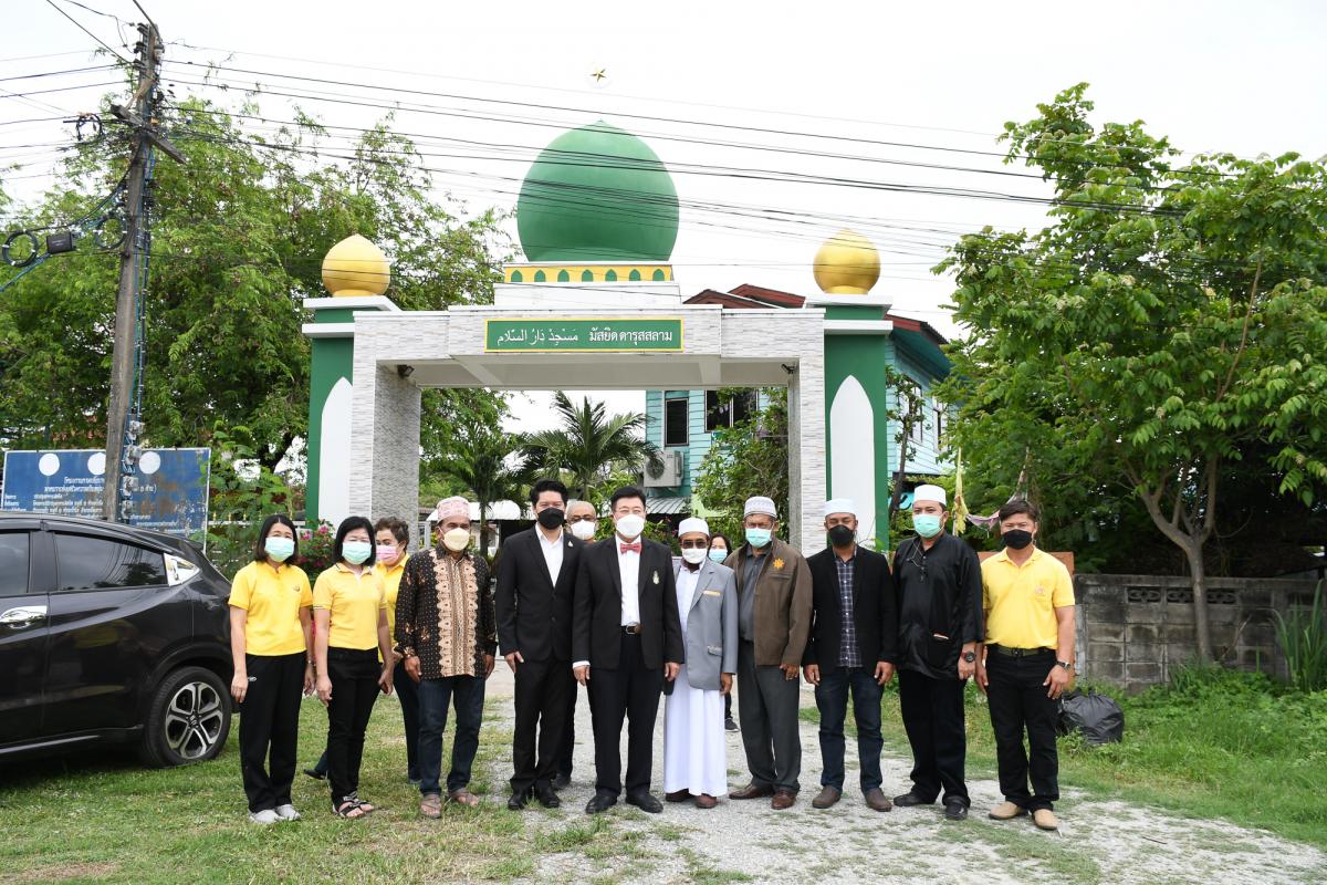 นายณัฐวุฒิ ทวีเกื้อกูลกิจ นายกองค์การบริหารส่วนจังหวัดตาก เป็นประธานในพิธีเปิดโครงการฝึกอบรมส่งเสริมให้ความรู้ด้านการปฏิบัติตามหลักศาสนาอิสลาม ในเขตพื้นที่จังหวัดตาก ประจำปีงบประมาณ พ.ศ. 2565 พร้อมด้วยว่าที่ ดร.ฑีฆะพล ทวีเกื้อกูลกิจ รองนายกองค์การบริหารส่