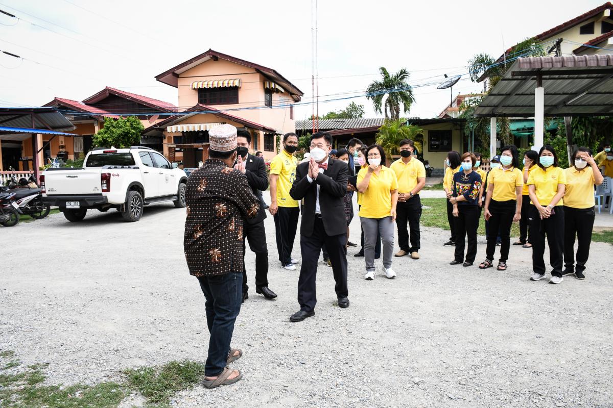 นายณัฐวุฒิ ทวีเกื้อกูลกิจ นายกองค์การบริหารส่วนจังหวัดตาก เป็นประธานในพิธีเปิดโครงการฝึกอบรมส่งเสริมให้ความรู้ด้านการปฏิบัติตามหลักศาสนาอิสลาม ในเขตพื้นที่จังหวัดตาก ประจำปีงบประมาณ พ.ศ. 2565 พร้อมด้วยว่าที่ ดร.ฑีฆะพล ทวีเกื้อกูลกิจ รองนายกองค์การบริหารส่