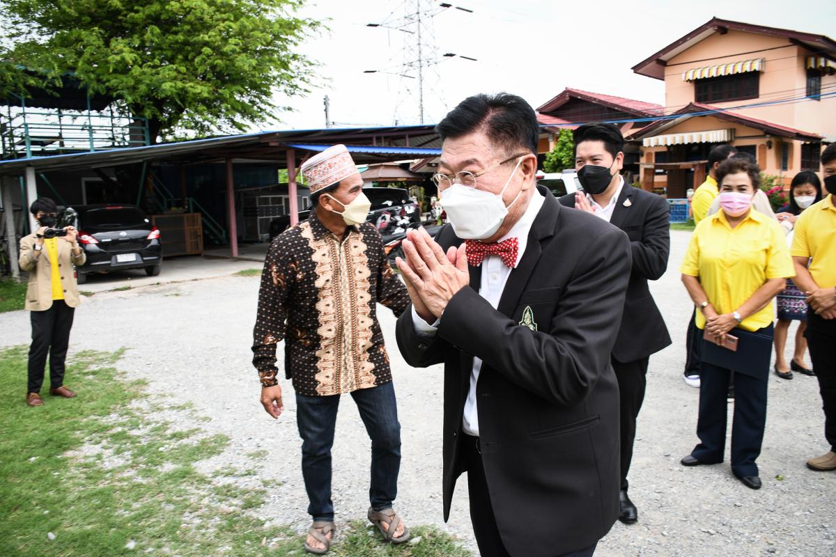 นายณัฐวุฒิ ทวีเกื้อกูลกิจ นายกองค์การบริหารส่วนจังหวัดตาก เป็นประธานในพิธีเปิดโครงการฝึกอบรมส่งเสริมให้ความรู้ด้านการปฏิบัติตามหลักศาสนาอิสลาม ในเขตพื้นที่จังหวัดตาก ประจำปีงบประมาณ พ.ศ. 2565 พร้อมด้วยว่าที่ ดร.ฑีฆะพล ทวีเกื้อกูลกิจ รองนายกองค์การบริหารส่