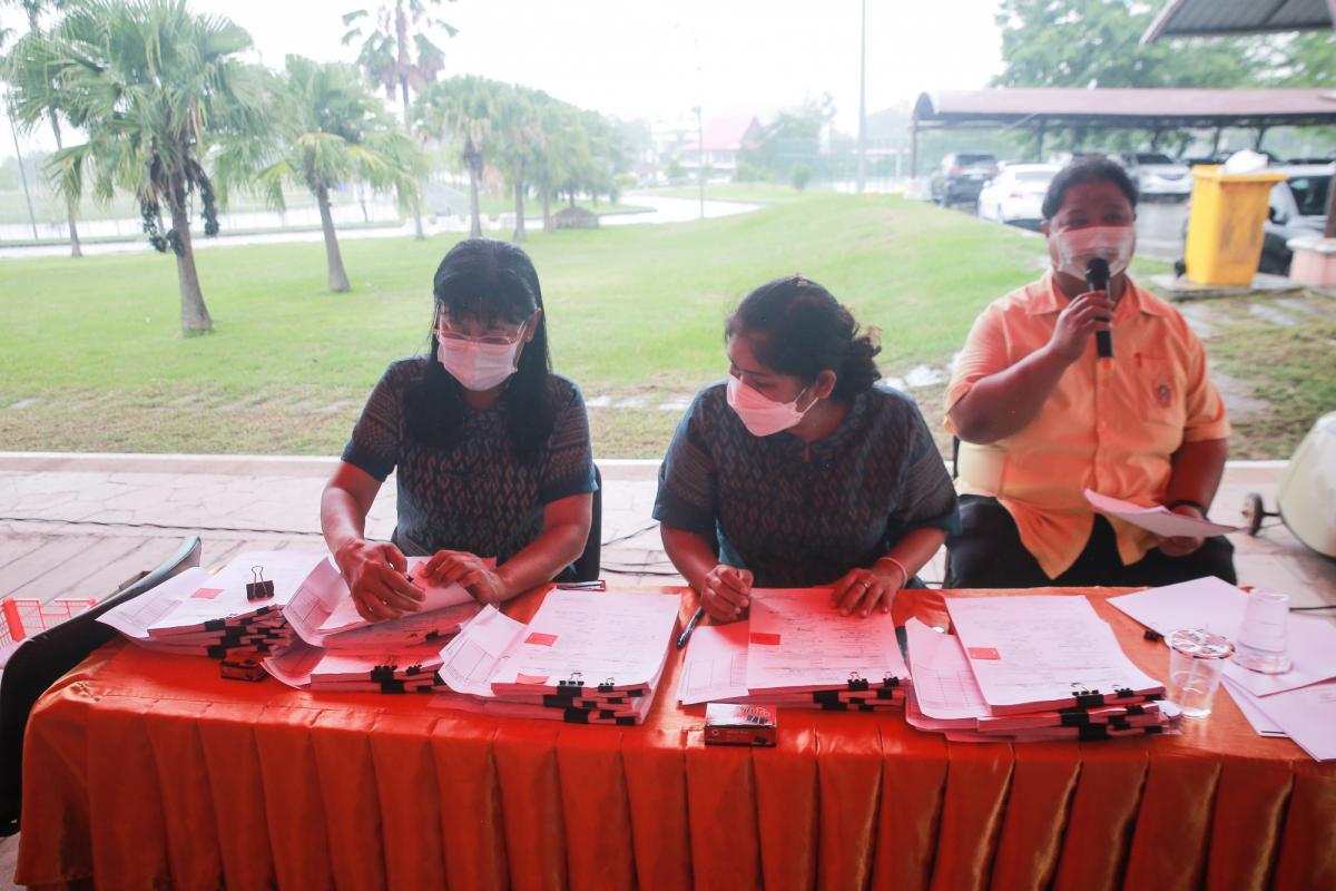 รองนายกองค์การบริหารส่วนจังหวัดตาก เป็นประธานในพิธีเปิดโครงการเงินอุดหนุนเพื่อจัดหาสื่อการเรียนการสอน และมอบเงินอุดหนุนด้านการศึกษา ขององค์การบริหารส่วนจังหวัดตาก ประจำปีงบประมาณ พ.ศ.2565