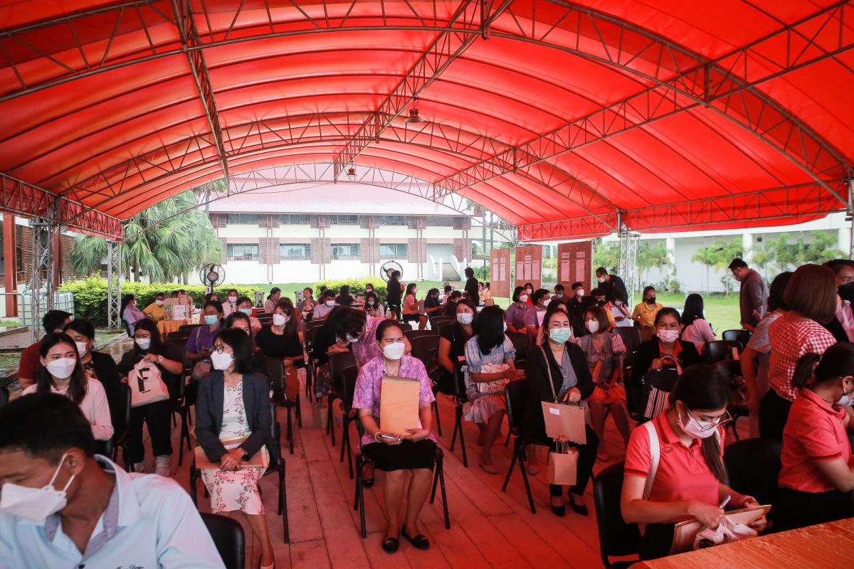 รองนายกองค์การบริหารส่วนจังหวัดตาก เป็นประธานในพิธีเปิดโครงการเงินอุดหนุนเพื่อจัดหาสื่อการเรียนการสอน และมอบเงินอุดหนุนด้านการศึกษา ขององค์การบริหารส่วนจังหวัดตาก ประจำปีงบประมาณ พ.ศ.2565