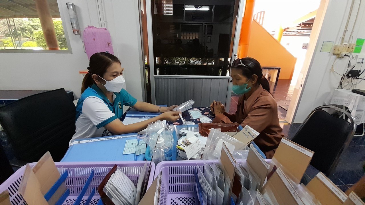 รพ.สต.บ้านสันป่าไร่ จ่ายยา pt NCD กลุ่ม 3 (HTไทย)