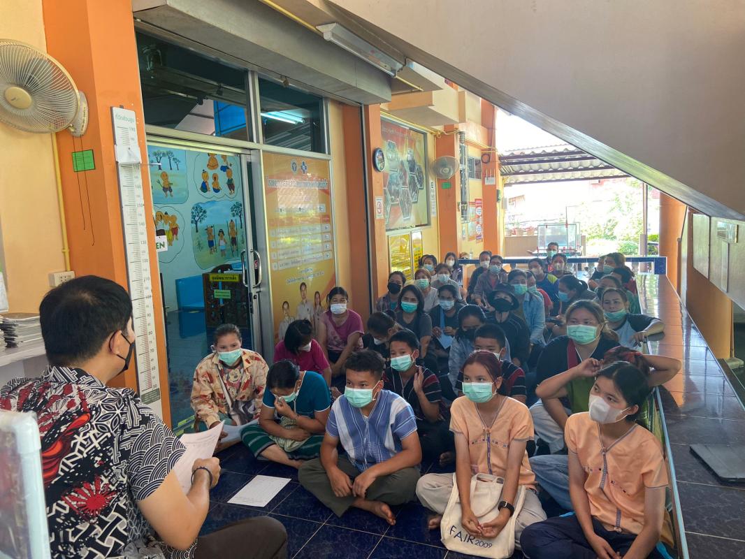 23/4/66 จนท.รพ.สต.บ้านสันป่าไร่ประชุมร่วมกับเครือข่ายคุ้มครองผู้บริโภคตำบลพระธาตุเพื่อหาแนวทางในการดำเนินการรณรงค์ให้ความรู้และตรวจหาสารโพลาร์ในน้ำมันทอดซ้ำและสารสเตียรอยด์ในยาแผนโบราณเนื่องในวันคุ้มครองผู้บริโภคไทย วันที่ 30 เมษายน 2566และประชุมร่วมกับเค