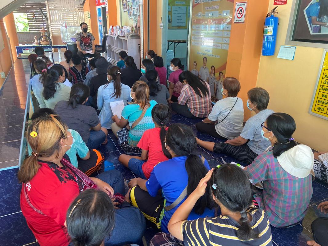 23/4/66 จนท.รพ.สต.บ้านสันป่าไร่ประชุมร่วมกับเครือข่ายคุ้มครองผู้บริโภคตำบลพระธาตุเพื่อหาแนวทางในการดำเนินการรณรงค์ให้ความรู้และตรวจหาสารโพลาร์ในน้ำมันทอดซ้ำและสารสเตียรอยด์ในยาแผนโบราณเนื่องในวันคุ้มครองผู้บริโภคไทย วันที่ 30 เมษายน 2566และประชุมร่วมกับเค