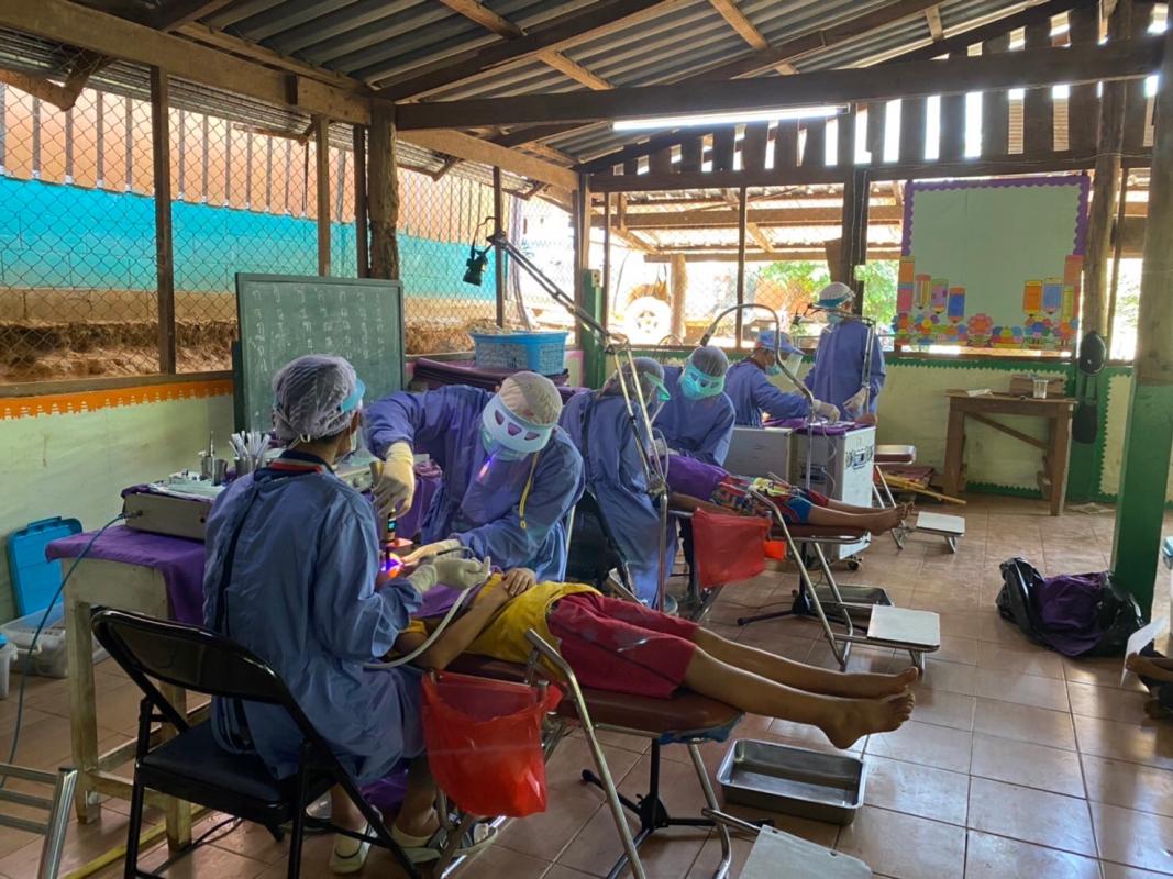 25/4/2566 จนท.ทันตาภิบาล รพ.สต.บ้านสันป่าไร่ร่วมกับกลุ่มงานทันตกรรม รพ.แม่ระมาด