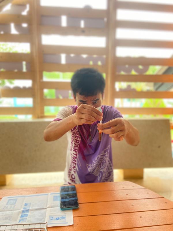 2/5/66 จนท.รพ.สต.บ้านสันป่าไร่ร่วมกับเครือข่ายคุ้มครองผู้บริโภคตำบลพระธาตุตรวจหาสารสเตียรอยด์ในยาแผนโบราณแก้ปวดเข่าผลการตรวจพบมีสารสเตียรอยด์และได้ให้ความรู้และคำแนะนำแก่เจ้าของยา