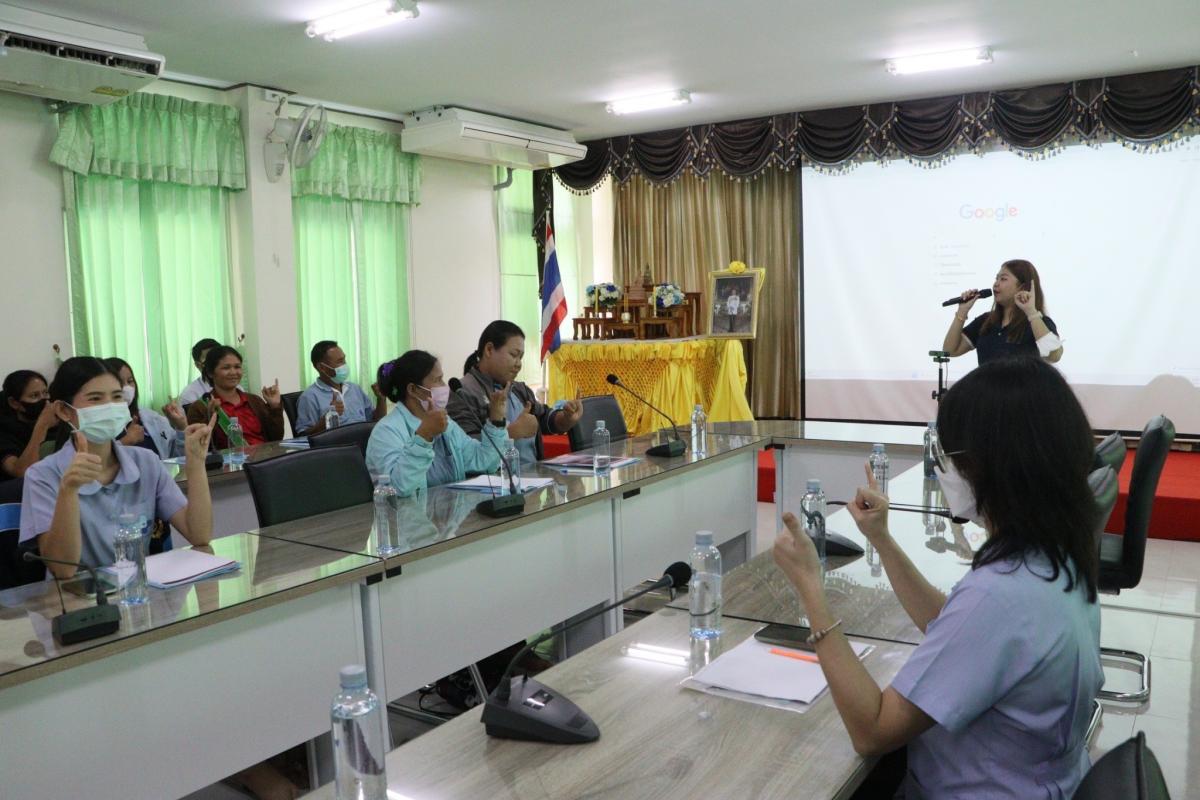 18/5/66 จนท.รพ.สต.บ้านสันป่าไร่และอาสาสมัครสาธารณสุขม.3บ้านป่าไร่เหนือ เข้าร่วมอบรมโครงการพัฒนาศักยภาพแกนนำงานสุขภาพจิต ณ ห้องประชุมสสอ.แม่ระมาด จัดโดยศูนย์สุขภาพจิตที่ 2 พิษณุโลก