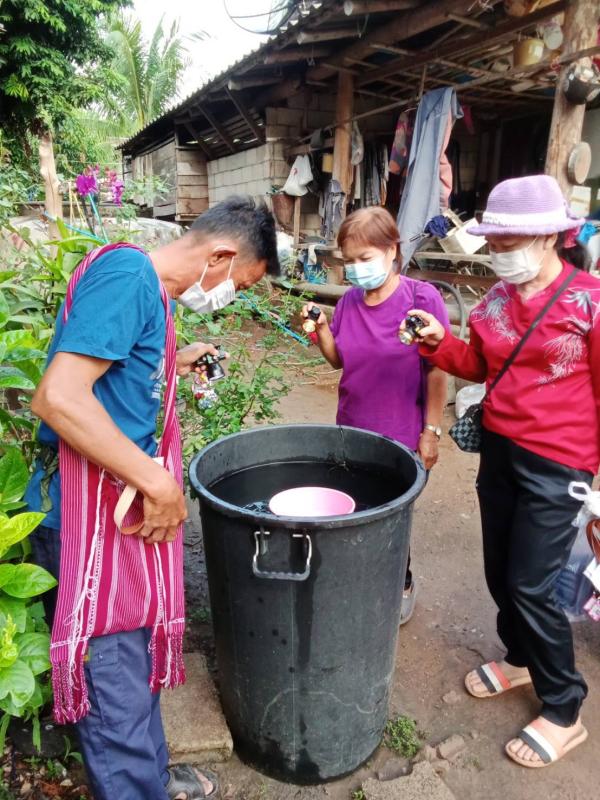 18/5/66 รพ.สต.บ้านสันป่าไร่ร่วมกับอาสาสมัครสาธารณสุขในเขตรับผิดชอบ 3 หมู่บ้าน รณรงค์สำรวจและทำลายแหล่งเพาะพันธ์ลูกน้ำยุงลาย ครั้งที่ 2 ประจำเดือนพฤษภาคม 2566