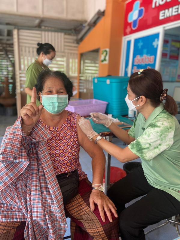 7/6/66 ช่วงเช้า รพ.สต.บ้านสันป่าไร่ รณรงค์ฉีดวัคซีนป้องกันไข้หวัดใหญ่ กลุ่มเสี่ยง รอบแรก มีผู้มารับบริการ 106 ราย รอบต่อไป(วันที่21)กลุ่มเด็กอายุ 6 เดือน ถึง 2ปี 11เดือน