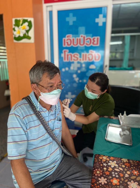 7/6/66 ช่วงเช้า รพ.สต.บ้านสันป่าไร่ รณรงค์ฉีดวัคซีนป้องกันไข้หวัดใหญ่ กลุ่มเสี่ยง รอบแรก มีผู้มารับบริการ 106 ราย รอบต่อไป(วันที่21)กลุ่มเด็กอายุ 6 เดือน ถึง 2ปี 11เดือน