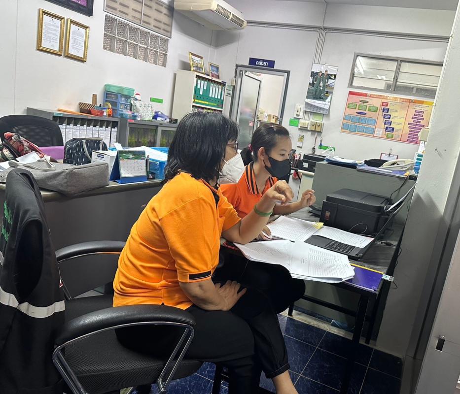 8/6/66 จนท.การเงินและบัญชีของรพ.สต.บ้านสันป่าไร่ ได้รับการติดตามการบันทึกบัญชี การจัดทำรายงานการเงินและการคำนวณค่าเสื่อมราคาสินทรัพย์ของรพ.สต.บ้านสันป่าไร่ จากคณะทำงานกองคลัง อบจ.ตาก