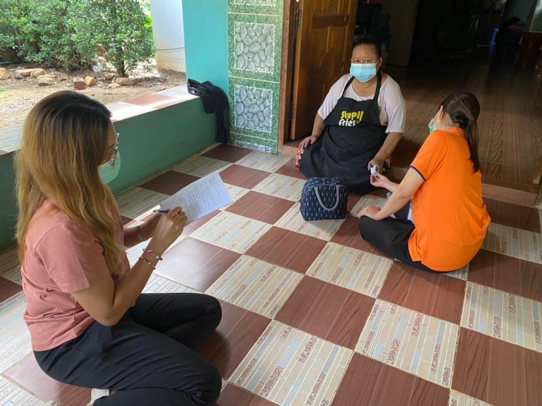 วันที่22/06/2566 จนท. รพ.สต.บ้านสันป่าไร่ เยี่ยมบ้านผู้ป่วยPalliative Care จำนวน 4 ราย ผู้ป่วยNCD จำนวน 6  ราย ผู้ป่วยผ่าตัดหลังออกจากรพ. จำนวน 2 ราย ผู้ป่วยกระดูกแตก จำนวน 1 ราย ครอบครัวเด็กมีปัญหาด้านสุขภาพจิตจำนวน 2 ครอบครัว ผู้พิการ จำนวน 3 ราย