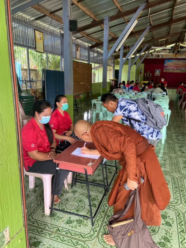 29/6/66 จนท.รพ.สต.บ้านสันป่าไร่ร่วมกับเครือข่ายคนต่อชีวิต จัดอบรมให้ความรู้แก่ผู้นำชุมชนและเครือข่ายในโครงการป้องกันและแก้ไขปัญหาการฆ่าตัวตายในกลุ่มผู้สูงอายุชาวเขาเผ่ากระเหรี่ยงพร้อมทั้งเยี่ยมบ้านกลุ่มเสี่ยงที่มีพฤติกรรมจะฆ่าตัวตาย