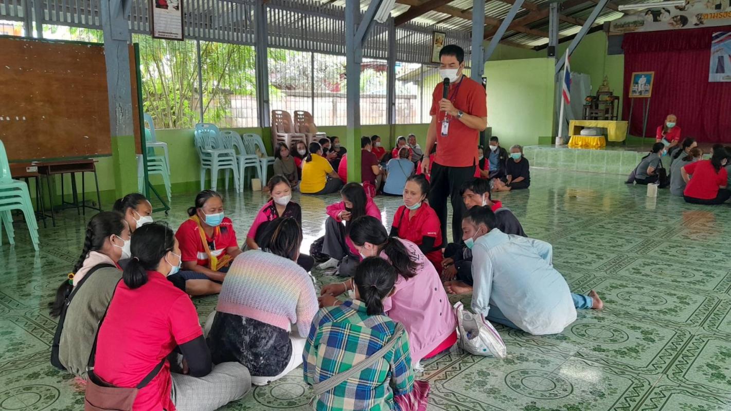 20766 จนท.รพ.สต.บ้านสันป่าไร่ร่วมกับเครือข่ายคุ้มครองผู้บริโภคตำบลพระธาตุจัดอบรมโครงการชุมชนก้าวไกลไปกับงานคุ้มครองผู้บริโภค ณ โรงเรียนบ้านสันป่าไร่ มีผู้เข้าร่วมอบรม จำนวน 100 คน