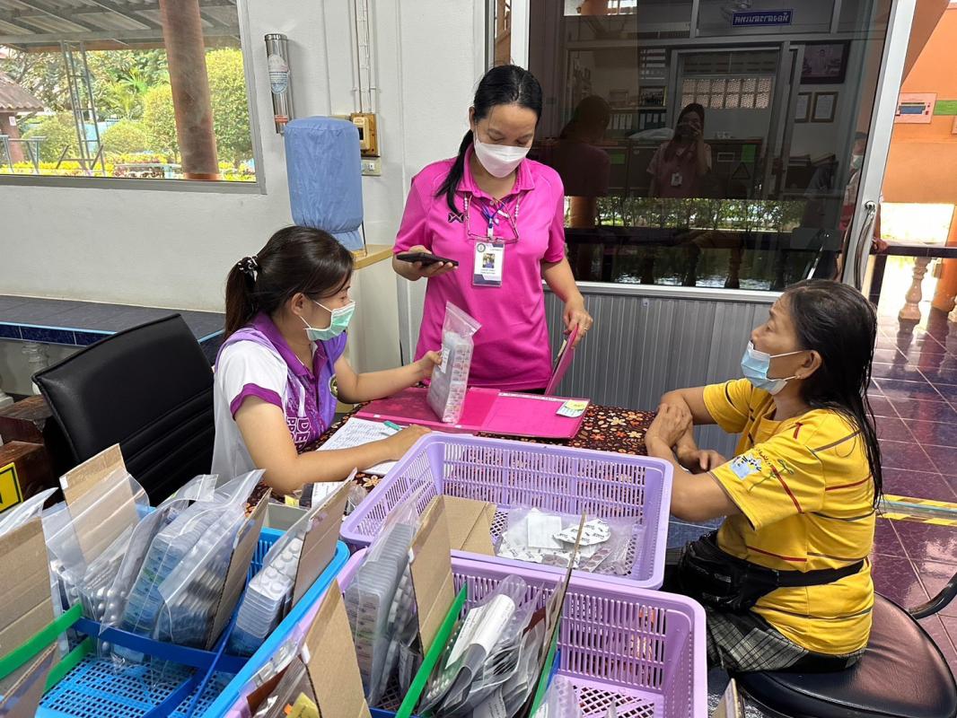 25/7/66 รพ.สต.บ้านสันป่าไร่ ให้บริการจ่ายยาผู้ป่วยโรคไม่ติดต่อ กลุ่ม 1 (โรคเบาหวาน) ที่รับยาที่ รพ.สต.บ้านสันป่าไร่ จำนวน 21 ราย