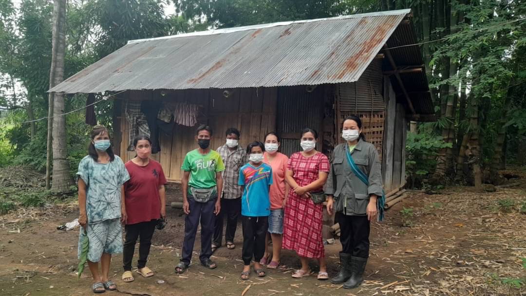 25/7/66 จนท.รพ.สต.บ้านสันป่าไร่ร่วมกับอสม.ม.5บ้านสันป่าไร่ ควบคุมโรคไข้เลือดออกรอบที่1เคสนางซานดาอ่อง