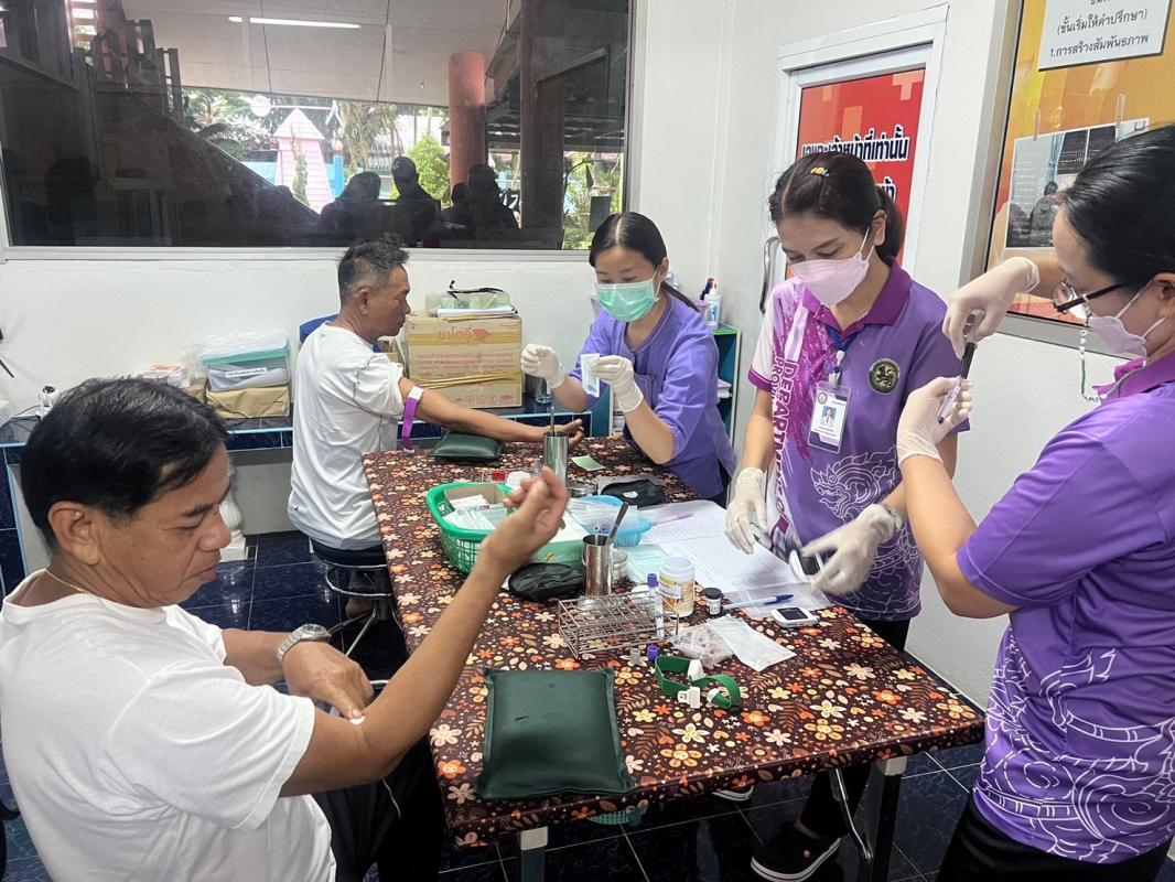 22/8/66 รพ.สต.บ้านสันป่าไร่ เจาะเลือด วัดความดันโลหิต ชั่งน้ำหนัก pt NCD กลุ่มที่ 2 (HTไทย) จำนวน 50 ราย