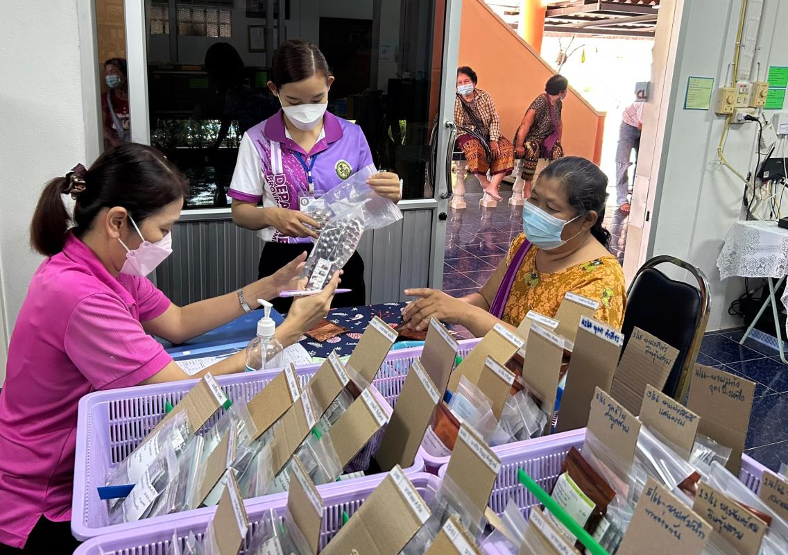 29/8/66 ช่วงบ่าย รพ.สต.บ้านสันป่าไร่ ให้บริการจ่ายยา pt NCD กลุ่ม 2 (HT) จำนวน 50 ราย