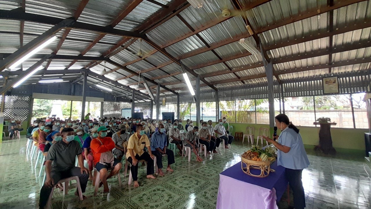 30/8/66 รพ.สต.บ้านสันป่าไร่ ร่วมกับกลุ่มผู้สูงอายุบ้านสันป่าไร่ จัดอบรมโครงการส่งเสริมสุขภาพผู้สูงวัย จิตแจ่มใส ร่างกายแข็งแรง โดยมีวิทยากรจากฝ่ายแพทย์แผนไทย รพ.แม่ระมาด ณ หอประชุมโรงเรียนบ้านสันป่าไร่ มีผู้สูงอายุเข้าร่วมกิจกรรม จำนวน 100 คน