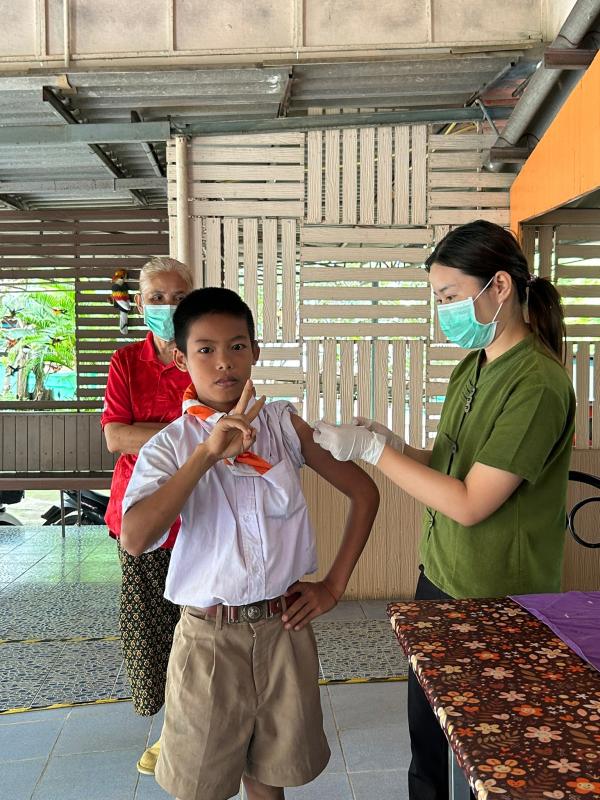 20/9/66 รพ.สต.บ้านสันป่าไร่ ฉีดวัคซีนนักเรียน (รอบที่ 3) จำนวน 5 โรงเรียน 42 คน
