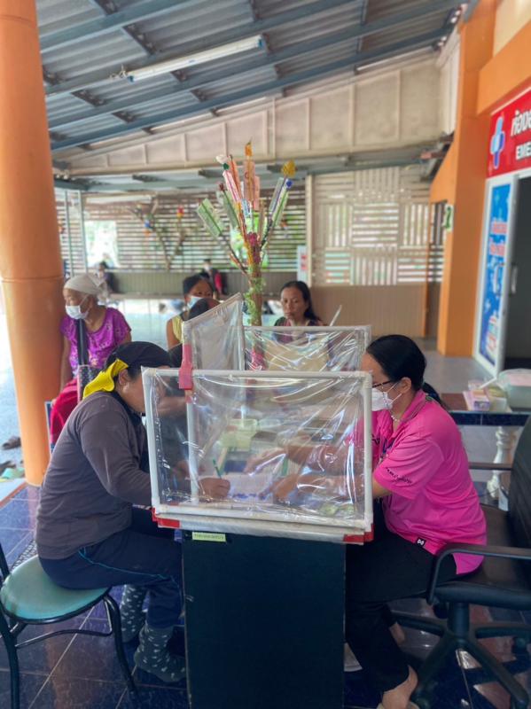 26/9/66 รพ.สต.บ้านสันป่าไร่ ร่วมกับ รพ.แม่ระมาด จ่ายยาให้ผู้ป่วย NCD กลุ่ม 3 (โรคความดันโลหิตสูง) จำนวน 50 ราย