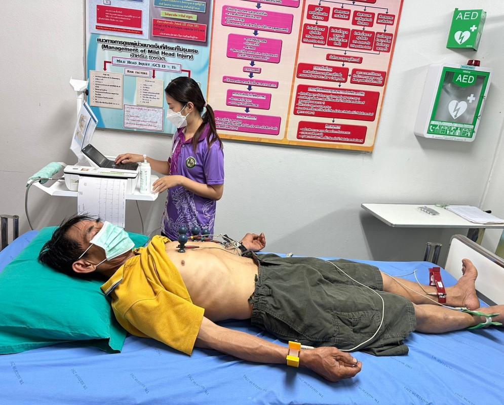 17/10/66 รพ.สต.บ้านสันป่าไร่ วัดความดันโลหิต , เจาะเลือด screening lab , ตรวจ EKG , ตรวจ urine , ยืนยันตัวตน(Authen) ผู้ป่วยโรคเบาหวานที่รับยาที่รพ.สต.จำนวน 22 ราย