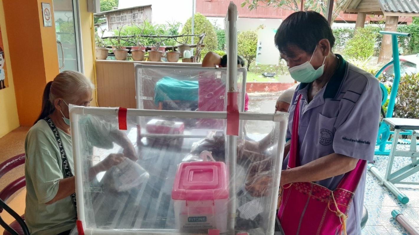 24/10/66 ช่วงบ่าย รพ.สต.บ้านสันป่าไร่ ร่วมกับ แพทย์ และ ทีม รพ.แม่ระมาด จ่ายยาผู้ป่วยโรคเบาหวาน ที่รับยาที่ รพ.สต.จำนวน 22 ราย มีกิจกรรมแลกเปลี่ยนเรียนรู้,แจ้งผลการตรวจเลือด/ผลการตรวจ EKG ประจำปี,จ่ายยา,ตรวจสุขภาพช่องปาก,นับจำนวนยาและทบทวนความเข้าใจการทาน