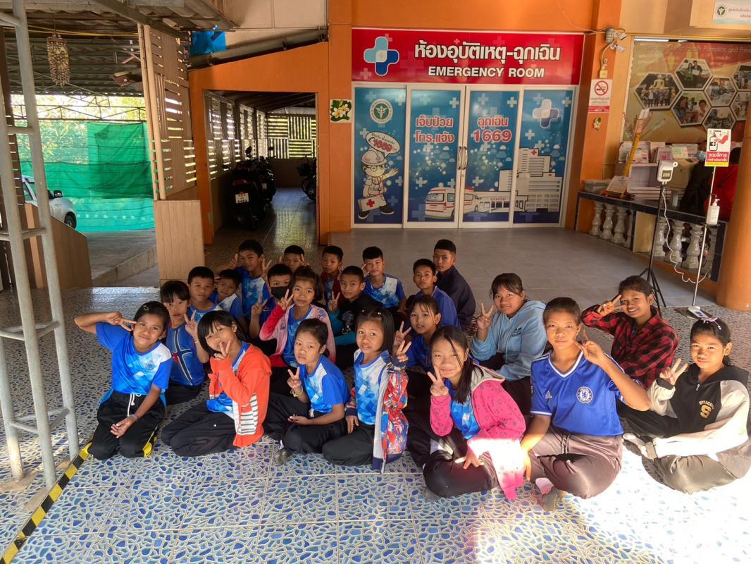 19/12/66 รพ.สต.บ้านสันป่าไร่ เจาะเลือดประจำปี(screening lab) ,ตรวจปัสสาวะ,ตรวจคลื่นไฟฟ้าหัวใจ(EKG),ยืนยันตัวตน(Authen) ผู้ป่วยโรคความดันโลหิตสูง กลุ่ม 3 จำนวน 19 ราย และ รณรงค์หยอดวัคซีนป้องกันโรคโปลิโอ รอบสอง จำนวน 5 หมู่บ้าน