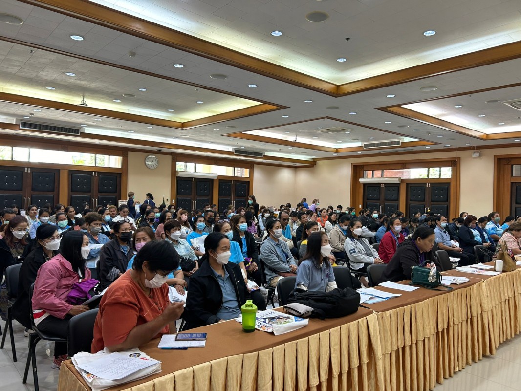 2/2/67 จนท.รพ.สต.บ้านสันป่าไร่ และ อสม.เข้าร่วมอบรม“มหัศจรรย์ 1,000 วันแรกแห่งชีวิต สร้างคน สร้างชีวิต สร้างชาติ” ที่ อบจ.ตาก