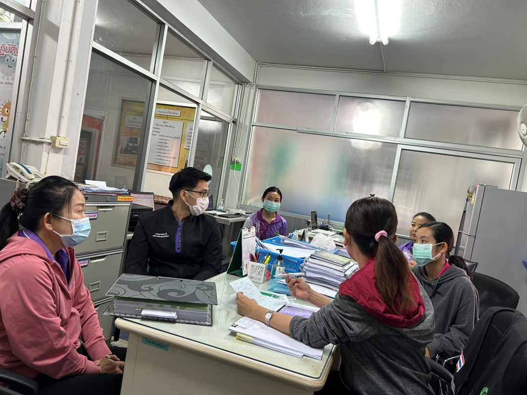 6 ก.พ.2567 หน่วยตรวจสอบภายใน อบจ.ตาก มาให้คำแนะนำและชี้แจงรายละเอียดการจัดทำเอกสารการใช้รถและการเบิกพัสดุ ที่ รพ.สต.บ้านสันป่าไร่