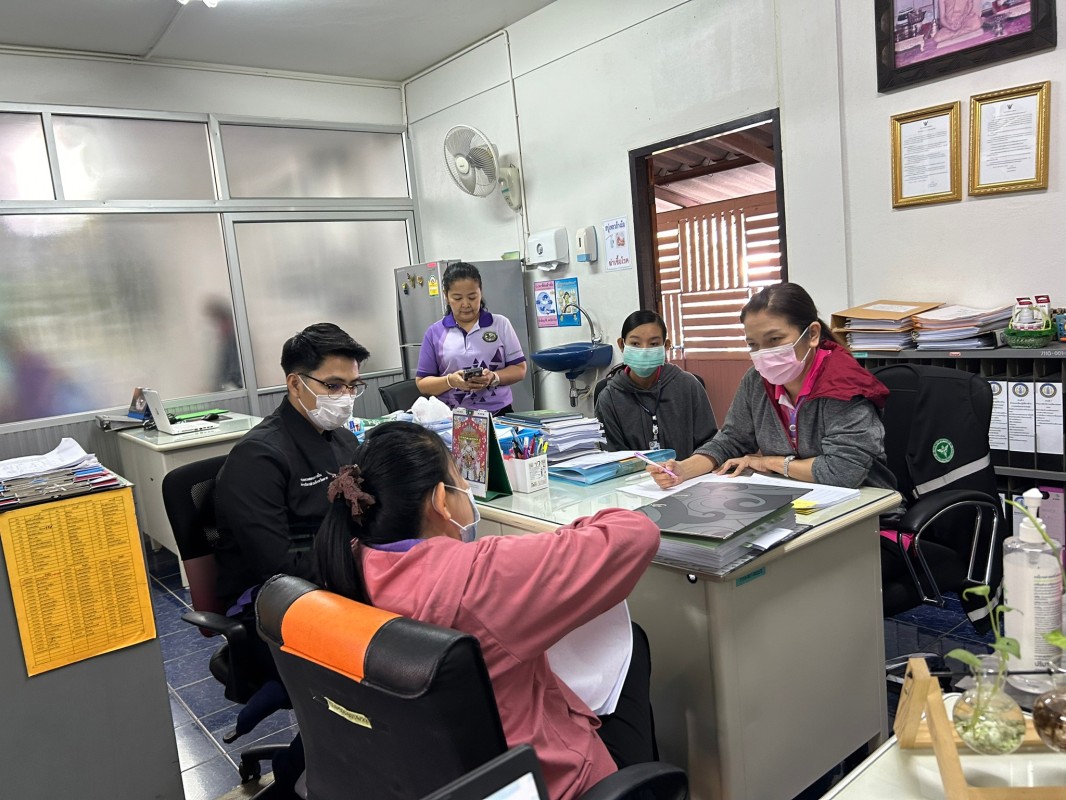 6 ก.พ.2567 หน่วยตรวจสอบภายใน อบจ.ตาก มาให้คำแนะนำและชี้แจงรายละเอียดการจัดทำเอกสารการใช้รถและการเบิกพัสดุ ที่ รพ.สต.บ้านสันป่าไร่