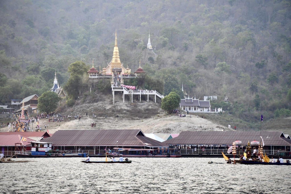 รองนายกองค์การบริหารส่วนจังหวัดตาก ร่วมงานประเพณีขึ้นธาตุแก่งสร้อย ประจำปี พ.ศ. 2567