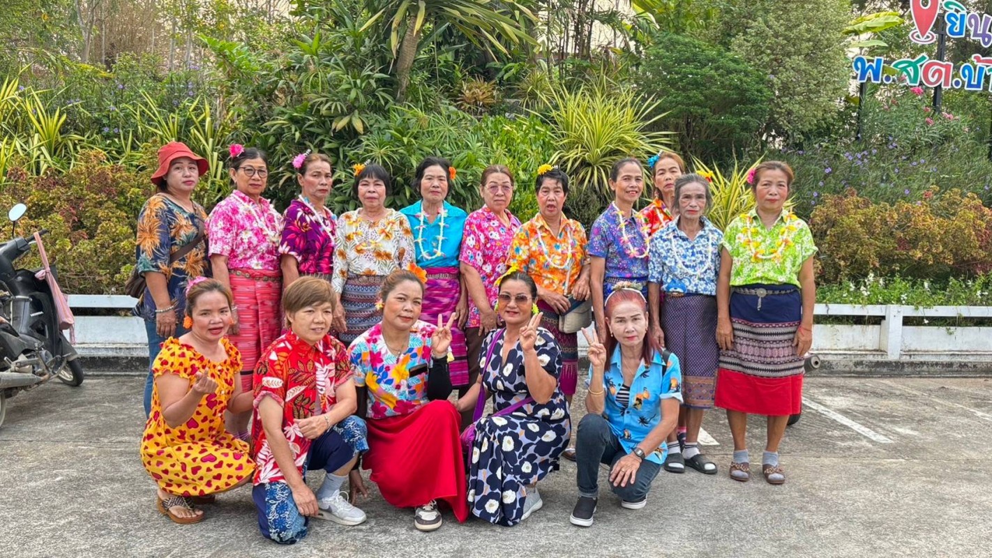 วันที่ ๑๐ เมษายน ๒๕๖๗ เวลา ๐๘.๓๐ น. นายณัฐวุฒิ ทวีเกื้อกูลกิจ นายกองค์การบริหารส่วนจังหวัดตาก มอบหมายให้ เจ้าหน้าที่โรงพยาบาลส่งเสริมสุขภาพตำบลบ้านแม่ระมาดน้อยจัดโครงการคัดกรอง ส่งเสริมสุขภาพจิตผู้สูงอายุ และจัดกิจกรรมกลุ่ม ประจำปี ๒๕๖๗ โดยขอความร่วมมือจา