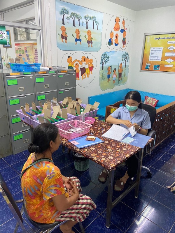 28 พ.ค.67 รพ.สต.บ้านสันป่าไร่ จ่ายยาผู้ป่วยโรคความดันโลหิตสูง กลุ่ม 2 ที่รับยาที่ รพ.สต.จำนวน 53 ราย