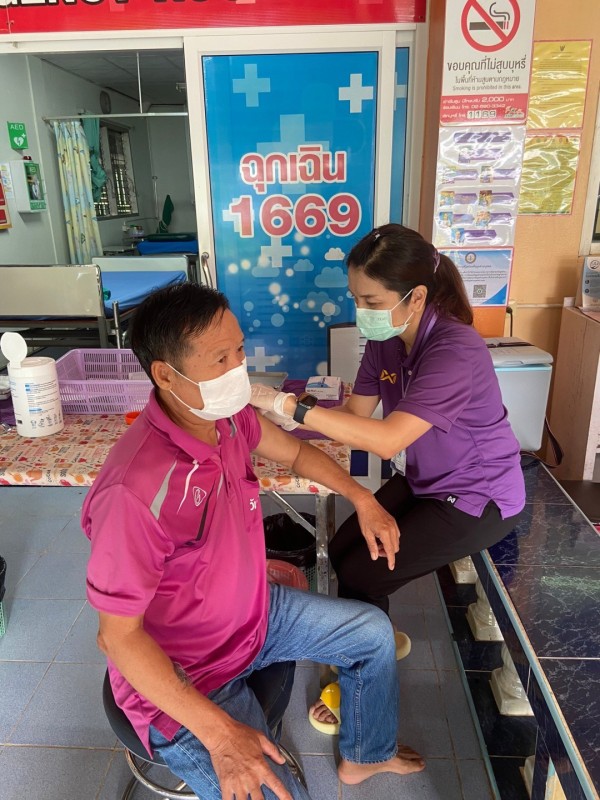 5 มิ.ย.67 รพ.สต.บ้านสันป่าไร่ ฉีดวัคซีนป้องกันไข้หวัดใหญ่ ประชาชนกลุ่มเสี่ยง จำนวน 57 ราย