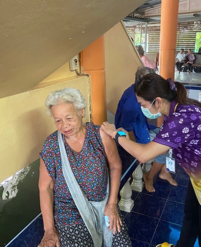 7 มิ.ย.67 รพ.สต.บ้านสันป่าไร่ ฉีดวัคซีนป้องกันไข้หวัดใหญ่ กลุ่มเสี่ยง 7 โรค และ ผู้สูงอายุ (เก็บตก) ครบตามจำนวนวัคซีนที่ได้รับรอบแรก 140 dose