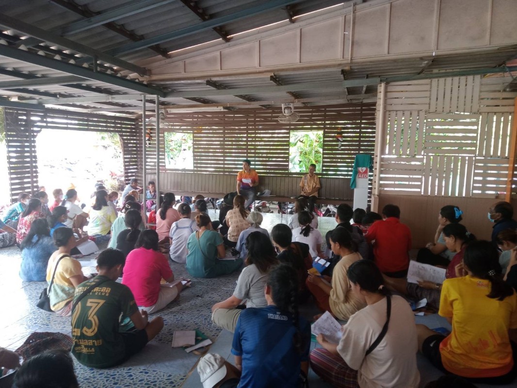 9 มิ.ย. 67 จนท.รพ.สต.บ้านสันป่าไร่ ประชุมอสม.ประจำเดือน มิ.ย.67 เพื่อแจ้งสถานการณ์ด้านสาธารณสุข ข้อมูลข่าวสารต่างๆและให้ความรู้แก่อสม.ในเรื่องสารไซบูทรามีน สารอันตรายที่พบในยาลดความอ้วนพร้อมทั้งพูดคุยแลกเปลี่ยนเรียนรู้เกี่ยวกับงานคุ้มครองผู้บริโภคกับอสม.น