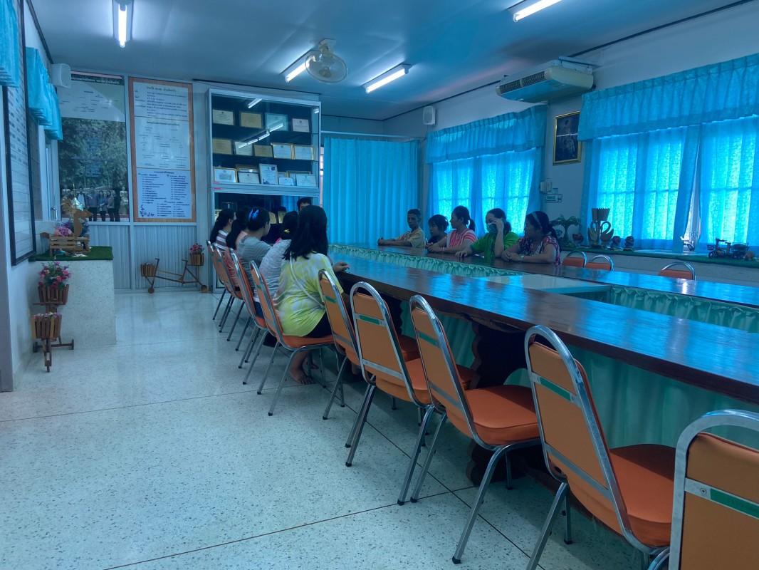 9 มิ.ย. 67 จนท.รพ.สต.บ้านสันป่าไร่ ประชุมอสม.ประจำเดือน มิ.ย.67 เพื่อแจ้งสถานการณ์ด้านสาธารณสุข ข้อมูลข่าวสารต่างๆและให้ความรู้แก่อสม.ในเรื่องสารไซบูทรามีน สารอันตรายที่พบในยาลดความอ้วนพร้อมทั้งพูดคุยแลกเปลี่ยนเรียนรู้เกี่ยวกับงานคุ้มครองผู้บริโภคกับอสม.น